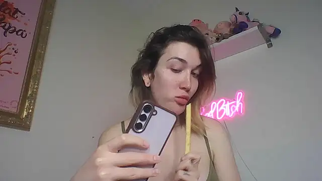 Snapshot of Icy__Diamond chatting on 09.24.25 Icy Diamond online show from 09.24.25