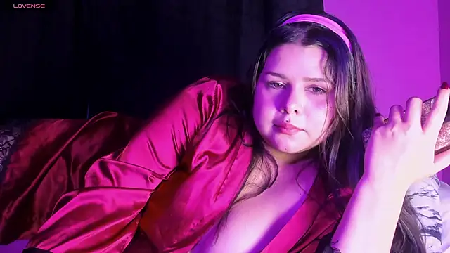 Snapshot of Putipaula3 chatting on 11.14.25 Putipaula3 online show from 11.14.25