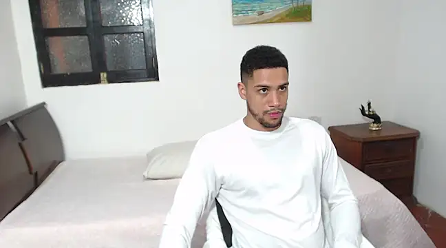 Jhors  Collens online show from 02.18.25