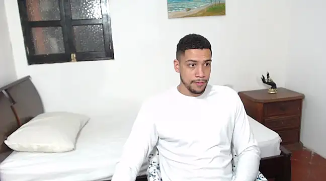 Jhors  Collens online show from 03.12.25