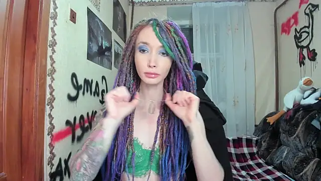 Roxy Silver online show from 02.02.25