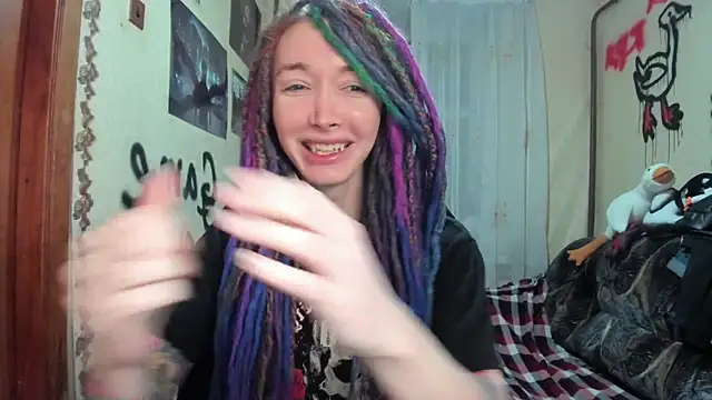 Roxy Silver online show from 02.08.25