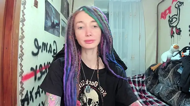 Roxy Silver online show from 02.09.25