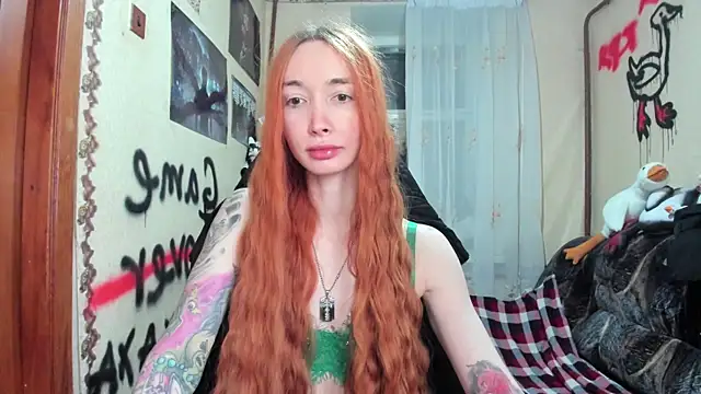 Roxy Silver online show from 02.14.25