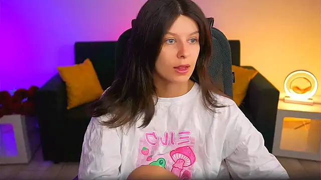 NicoleMun online show from 02.09.25