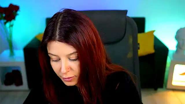 NicoleMun online show from 09.25.25