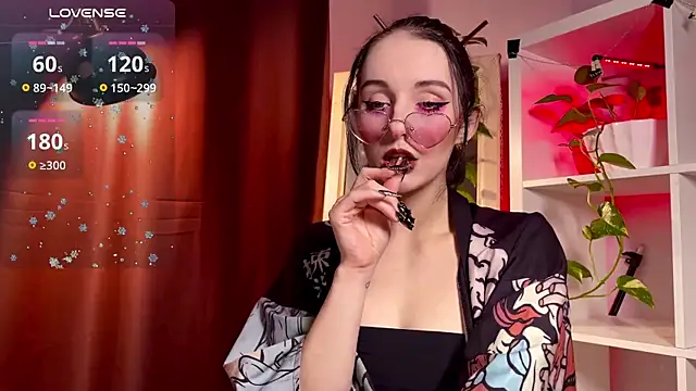 Alice Succuby online show from 02.07.25