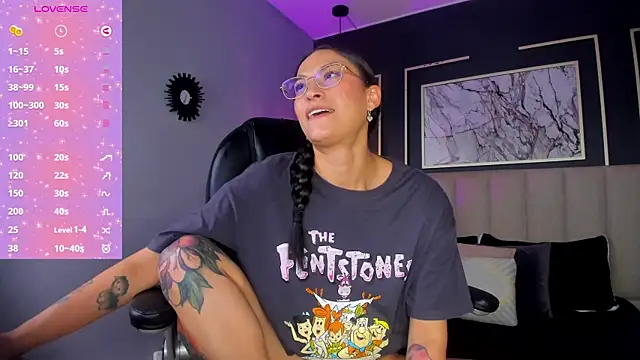 Snapshot of Lissy__Dream chatting on 01.11.25 Lissy Dream online show from 01.11.25