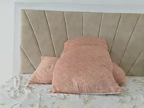 petitechocolate964 online show from 02.01.25