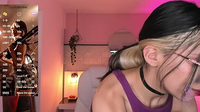 Violetta Nur online show from 12.21.24