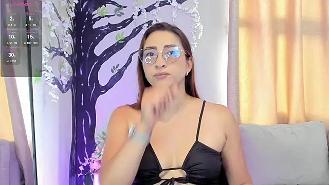  LaraMom  online show from 01.08.26