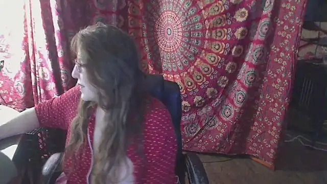 Ireallysquirt online show from 12.21.25