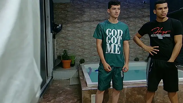 Snapshot of Boysgang_sex chatting on 03.11.25 Boysgang sex online show from 03.11.25