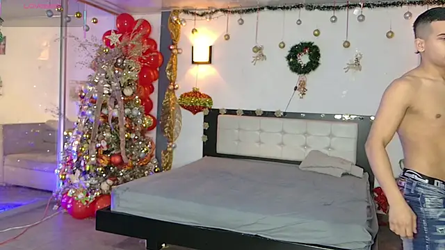 Snapshot of Boysgang_sex chatting on 12.05.25 Boysgang sex online show from 12.05.25