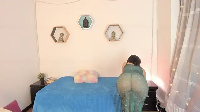 Snapshot of Paloma_victory chatting on 02.19.25 Paloma victory online show from 02.19.25