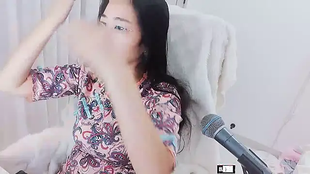 Floor oo online show from 10.12.25