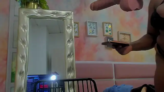 Idiris big online show from 03.20.25