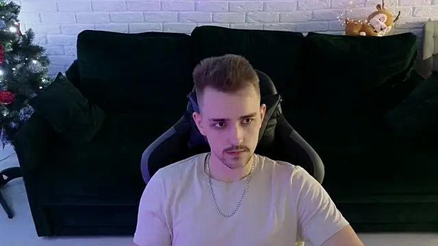 Larstar01 online show from 01.07.25