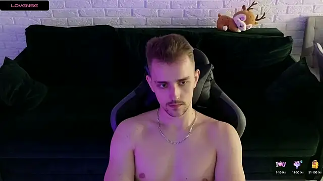 Larstar01 online show from 01.08.25