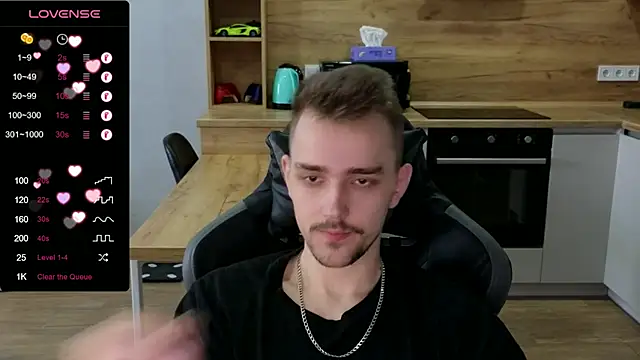 Larstar01 online show from 01.12.25