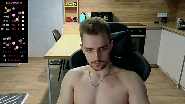 Larstar01 online show from 01.20.25