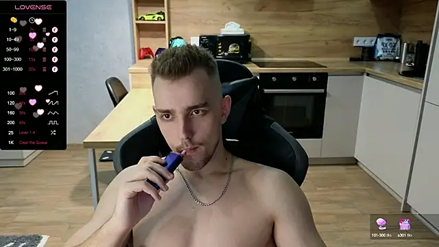 Larstar01 online show from 01.21.25