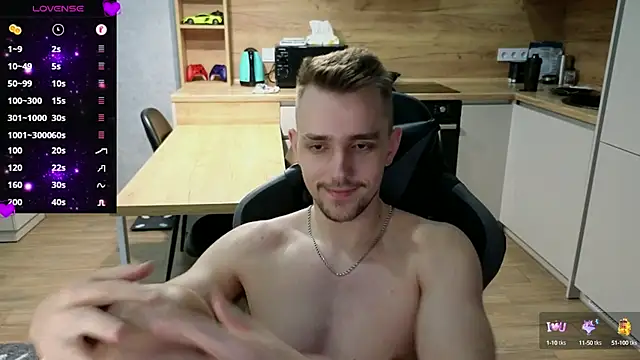 Larstar01 online show from 02.14.25