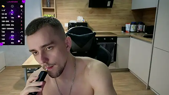 Larstar01 online show from 03.07.25