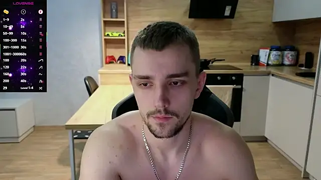 Larstar01 online show from 03.20.25