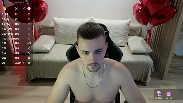 Larstar01 online show from 09.28.25