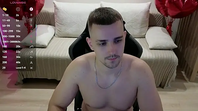 Larstar01 online show from 10.29.25