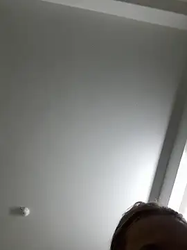 Snapshot of Lucy-Gold chatting on 03.10.26 Lucy-Gold online show from 03.10.26