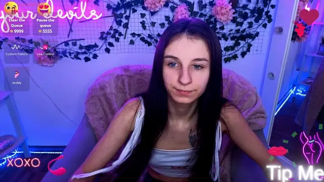  Nika Kik online show from 01.21.25