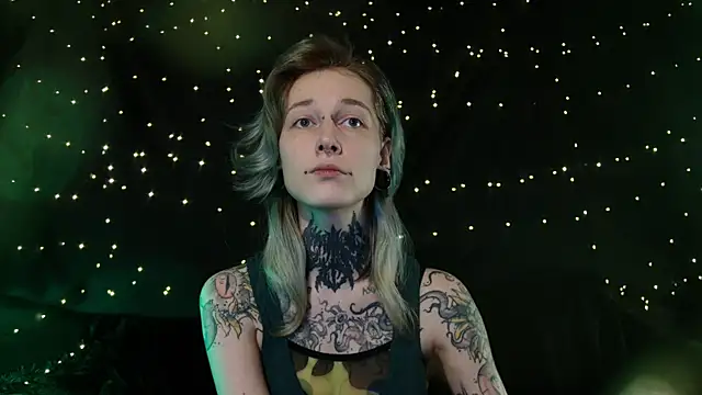 Snapshot of Littlespacemouse chatting on 01.19.26 Littlespacemouse online show from 01.19.26