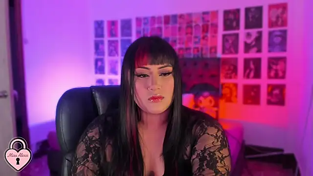 Snapshot of Tellme_Alexa chatting on 11.05.25 Tellme Alexa online show from 11.05.25