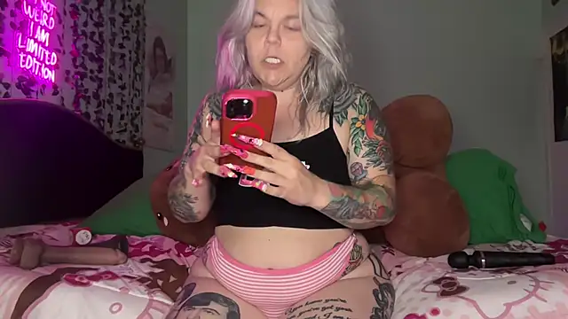 CherryBombBomb online show from 06.25.26