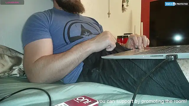 Snapshot of dikdowndaddy chatting on 02.04.26 dikdowndaddy online show from 02.04.26