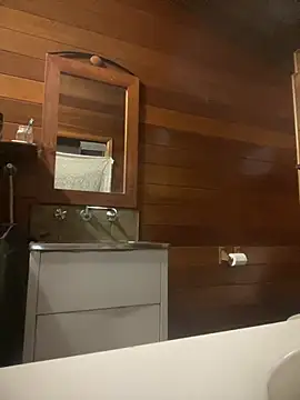 Snapshot of madaussiehere chatting on 01.09.25 madaussiehere online show from 01.09.25