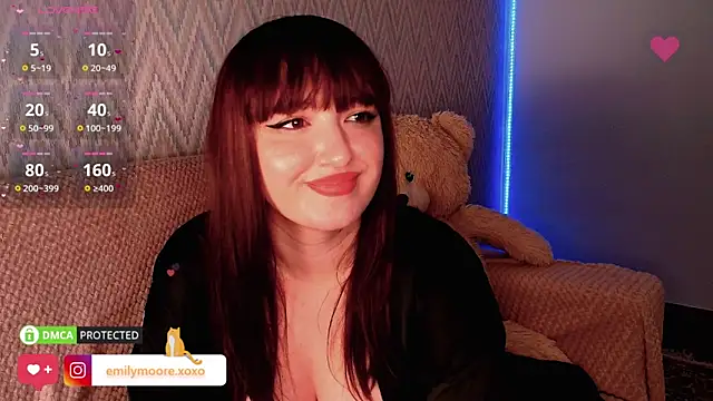 Snapshot of emilymoore__ chatting on 12.11.24 emilymoore online show from 12.11.24