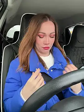 Snapshot of LavenderHot chatting on 12.13.24 LavenderHot online show from 12.13.24