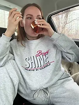 Snapshot of LavenderHot chatting on 01.08.25 LavenderHot online show from 01.08.25