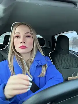 Snapshot of LavenderHot chatting on 01.17.25 LavenderHot online show from 01.17.25