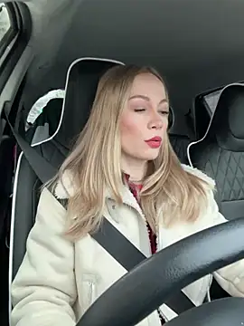 Snapshot of LavenderHot chatting on 01.19.25 LavenderHot online show from 01.19.25