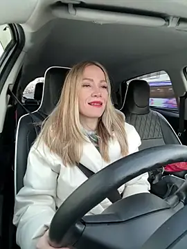 Snapshot of LavenderHot chatting on 02.07.25 LavenderHot online show from 02.07.25