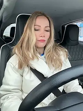 Snapshot of LavenderHot chatting on 02.09.25 LavenderHot online show from 02.09.25