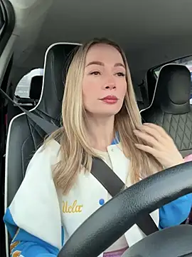 Snapshot of LavenderHot chatting on 02.16.25 LavenderHot online show from 02.16.25