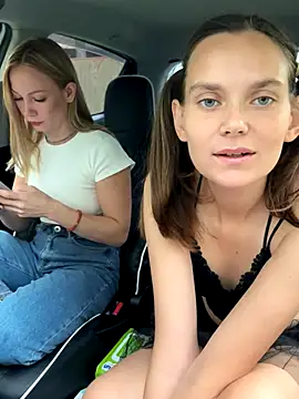 Snapshot of LavenderHot chatting on 09.10.25 LavenderHot online show from 09.10.25