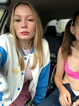 Snapshot of LavenderHot chatting on 09.12.25 LavenderHot online show from 09.12.25