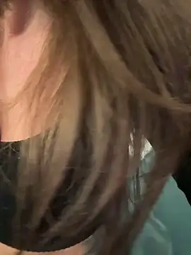 Snapshot of CindyNightX chatting on 10.02.25 CindyNightX online show from 10.02.25