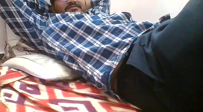 naughtymike0007 online show from 02.12.25